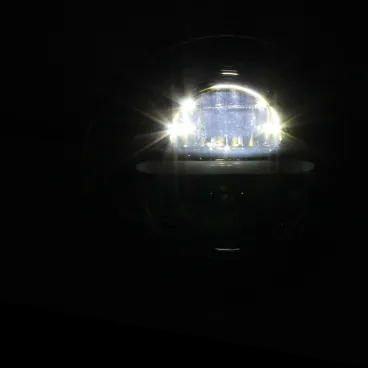 7" hlavní LED světlomet Harley-Davidson
