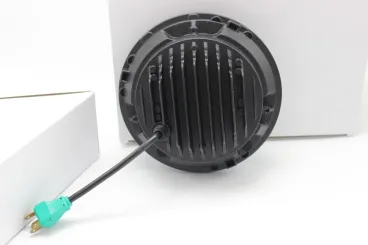 7" hlavní LED světlomet Harley-Davidson