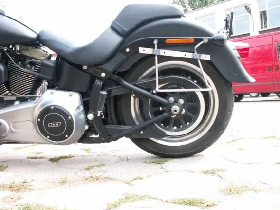 ROAD - Držáky bočních brašen HARLEY DAVIDSON SOFTAIL FAT BOY 2007-2023