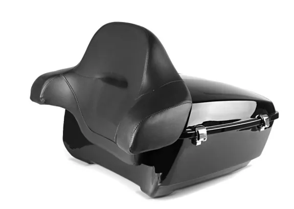 Zadní plastový kufr na zamykání s opěrkou spolujezdce