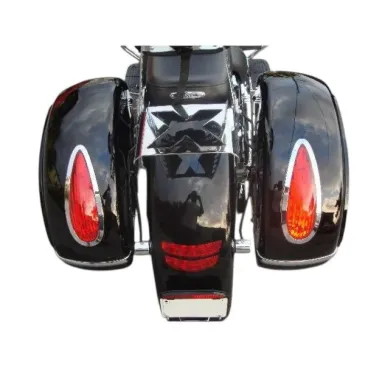 Univerzální plastové boční kufry s koncovým světlem pro motocykly, uzamykatelné - 2ks (pár), černé