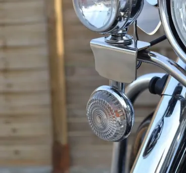 MOTON - Rampa na přídavná světla + světla pro YAMAHA Royal Star XVZ 1300
