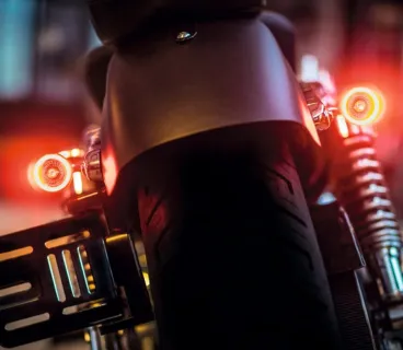 Zadní brzdové světlo se směrovkou KELLERMANN BULLET 1000 DF CHROM