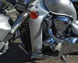 MOTON - Přední padací rám s předkopy pro motocykly Suzuki VZR 1800R / M109R Boulevard